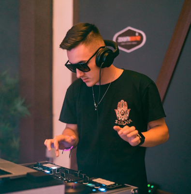 Cel mai tânăr DJ român, Vlad Odangiu