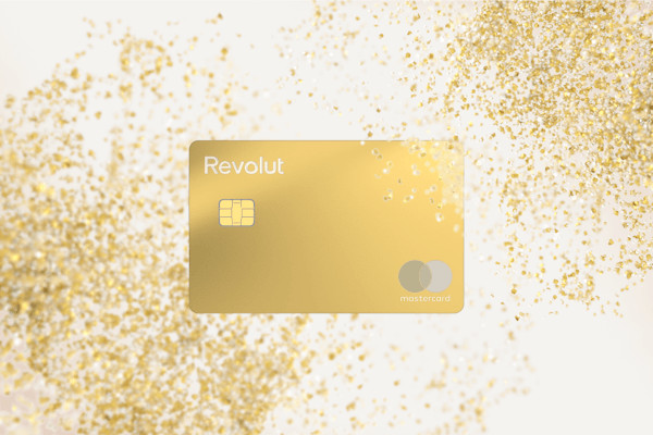 Revolut lansează, în ediție limitată, cardul Gold placat cu aur de 24 K
