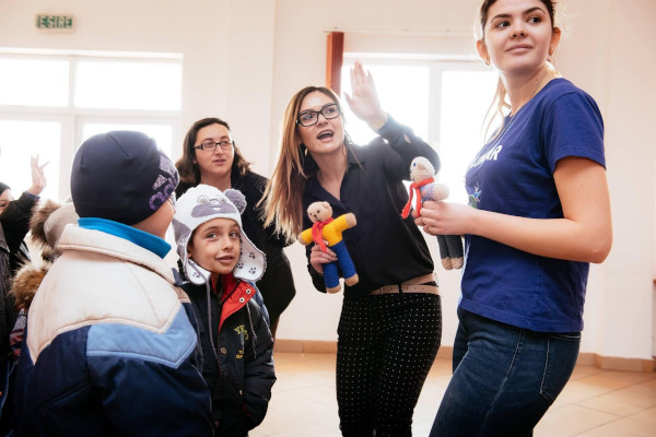 7 ani de activități ai Fundației Te Aud România: 13 proiecte desfășurate și aproximativ 1000 de beneficiari direcți ai programelor în 2021