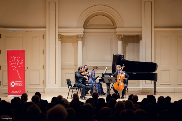 Festivalul SoNoRo a aniversat 15 ani de existență în celebra sală de concert Carnegie Hall din New York