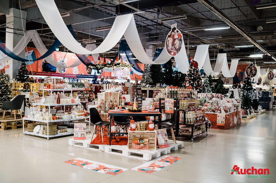 Auchan România participă la Târgul de Crăciun „Fabrica de Jucării” din București și prezintă noile colecții pentru Crăciun 2021