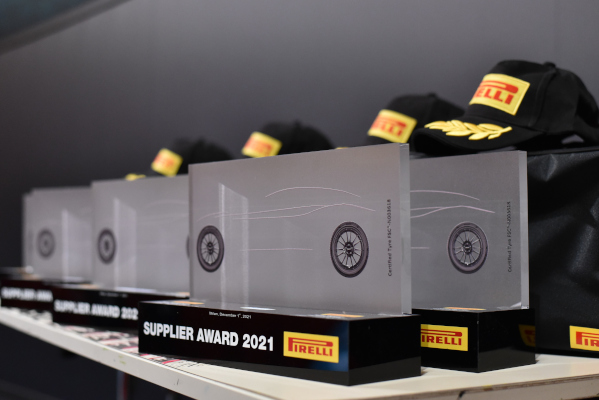 Premiul Pirelli pentru cei mai buni furnizori privind sustenabilitatea, inovația, calitatea, performanța și serviciile