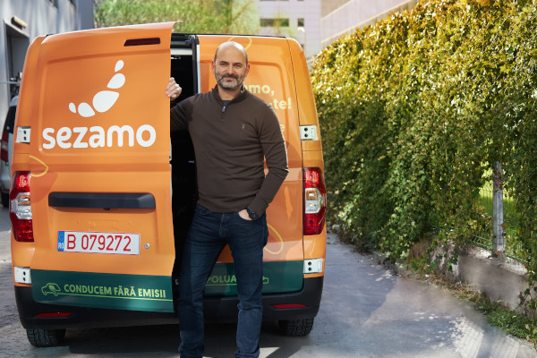 sezamo își lansează serviciile în România cu o flotă de mașini electrice