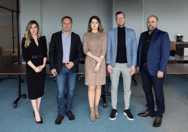 Platforma de management educațional Adservio atrage o investiție de 2 milioane de euro într-o rundă finanțată de fondul de investiții Catalyst România