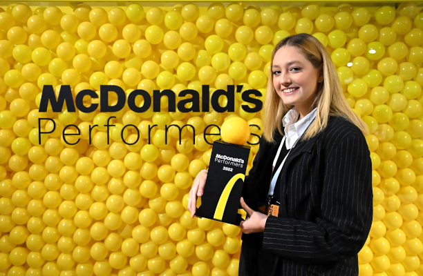 McDonald’s în România răsplătește performanța angajaților studenți