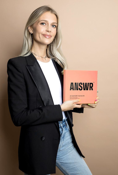 Georgiana Grudinschi, Fondator și CEO ANSWR