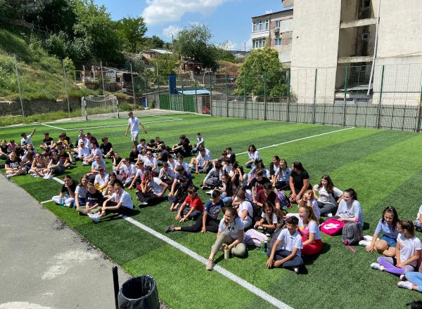 200 de elevi din Cernavodă au participat la proiectul „Creștem digital și vocațional” realizat de Asociația InspirAction