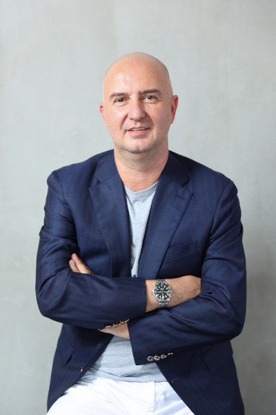 Radu Savopol, cofondator 5 to go