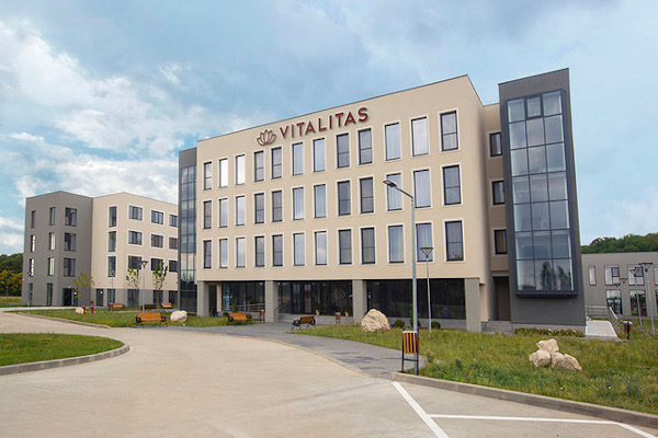 VITALITAS: cel mai mare complex rezidențial dedicat seniorilor din România se deschide în Snagov
