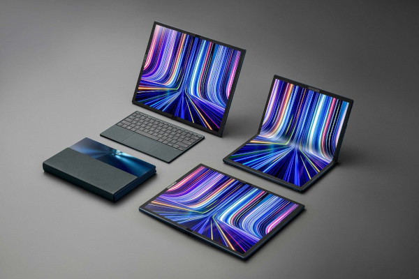 ASUS lansează Zenbook 17 Fold OLED în cadrul evenimentului The Incredible Unfolds și a celui virtual, cu prilejul IFA 2022