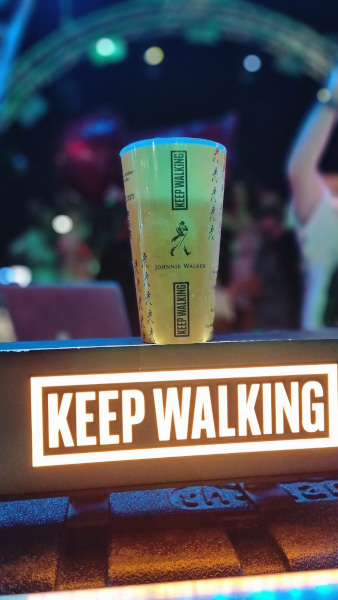 Johnnie Walker _Keep Walking_reusable cup