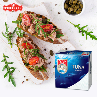 Conservele EVA de ton, delicioase și… de bonton. Rețetă plăcintă de foietaj cu ton și ciuperci