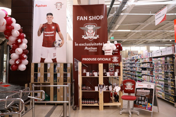 În premieră, berea Giuleșteana și fan shop Rapid, la Auchan Crângași