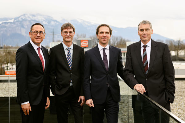 Conducerea societății Gebrüder Weiss (de la stânga la dreapta): Jürgen Bauer, Peter Kloiber, Wolfram Senger-Weiss (președinte) și Lothar Thoma (Sursa: Gebrüder Weiss/Gnaudschun)