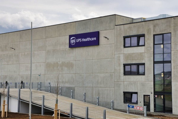 UPS Healthcare inaugurează prima facilitate logistică în domeniul medical din Germania