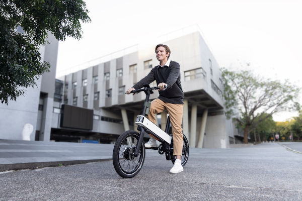 Acer ebii, bicicleta electrică cu inteligență artificială