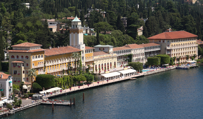 Apex Alliance și Pavăl Holding achiziționează legendarul hotel italian Grand Hotel Gardone