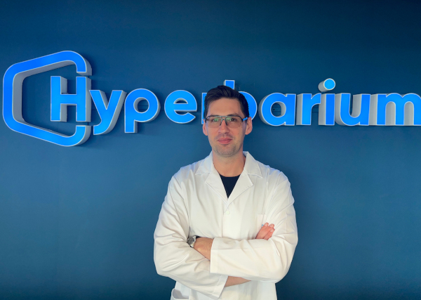 Dr. Ciprian Sturz, director medical și cofondator al clinicii Hyperbarium