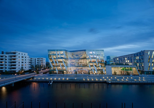 Saxo Bank a obținut desemnarea de Instituție Financiară de Importanță Sistemică (SIFI) de la autoritățile financiare daneze, reflectând rolul său important în sistemul financiar