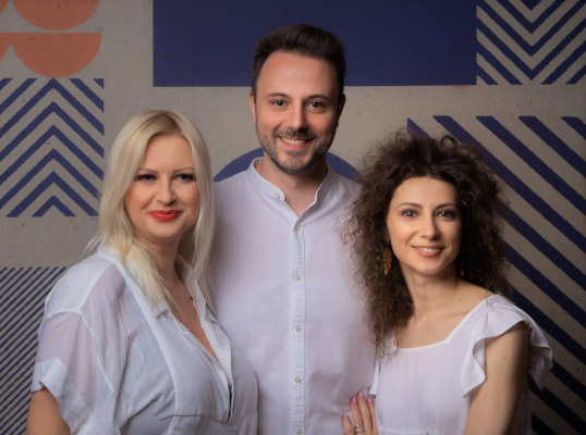 Doi specialiști în comunicare și un psihoterapeut au investit 80.000 de euro în Eka – Centrul Stării de Bine, primul hub din România cu servicii integrate de psihoterapie, wellbeing și dezvoltare personală pentru indivizi, familii și companii