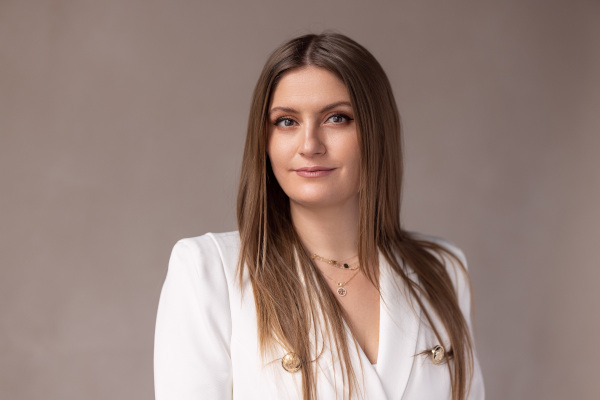 Georgiana Bădălică-Petrescu, Top Executive & Marketing Strategist