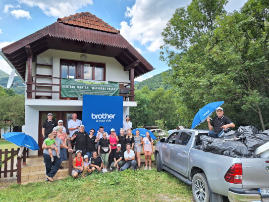 Brother România continuă programul de igienizare a zonelor montane alături de partenerii Xerom și Albamont