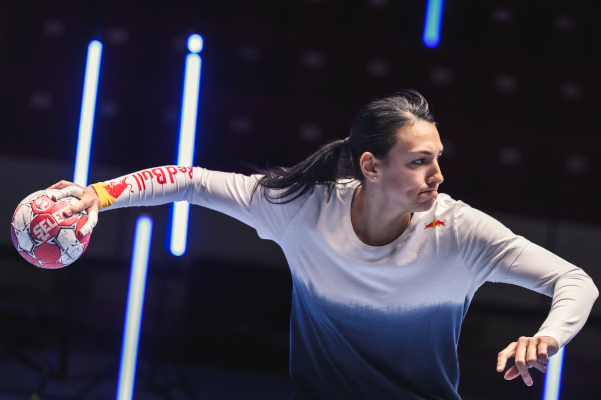 The Science Behind Cristina Neagu’s Unstoppable Shot
