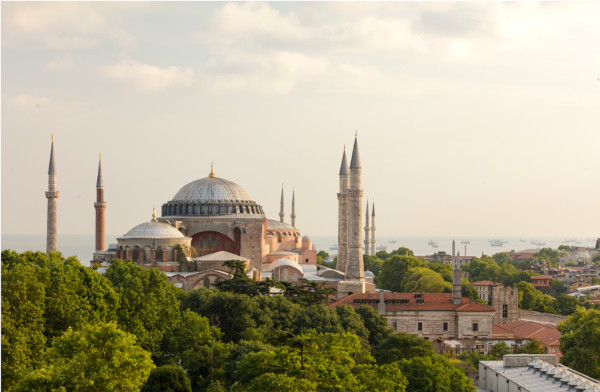 Ce obiective turistice merită să fie vizitate la Istanbul pe timpul anotimpului de toamnă?