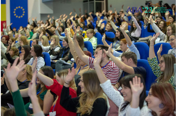 Tineri cu Autism, speakeri inspiraționali la Conferința Internațională ABA 2023