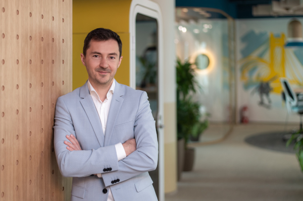 Gabriel Blăniță, Associate Director Valuation & Advisory Services la Colliers România 1