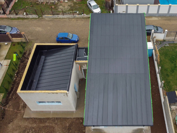 Cu fiecare acoperiș solar instalat, Metigla transformă modul în care România produce energie verde
