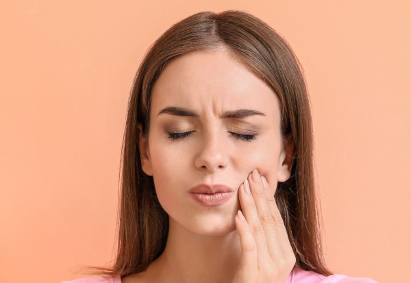10 sfaturi pentru a evita durerile de dinți în sezonul rece