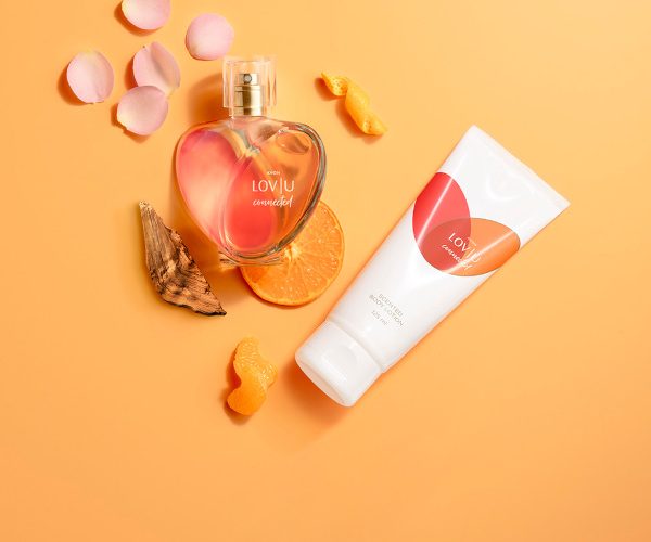 AVON lansează Lov|U Connected, parfumul despre iubirea pentru care distanța nu este o barieră