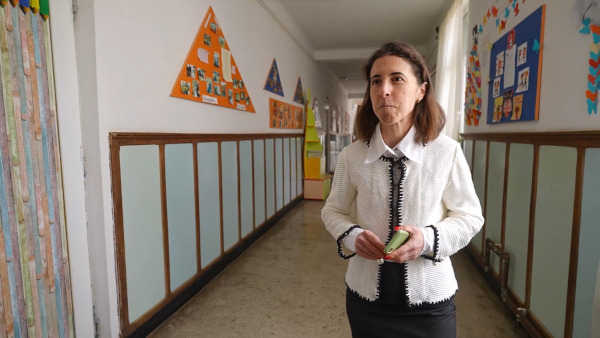 Rodica Dobrescu, actuala directoare a școlii