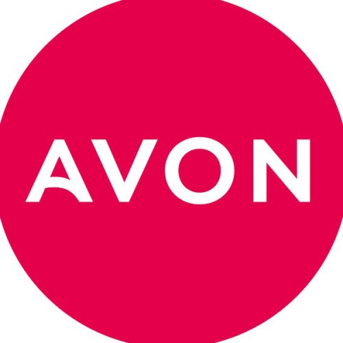 Avon pornește campania „Friends vs. Followers” în liceele din România, odată cu lansarea parfumului TTA Everlasting